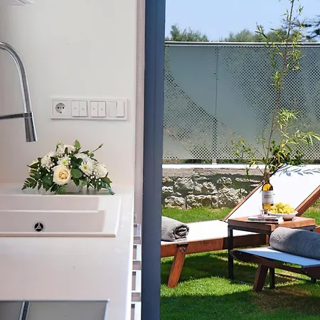 度假居 Haus In Mit Privatem Pool Und Panoramablick Kávallos