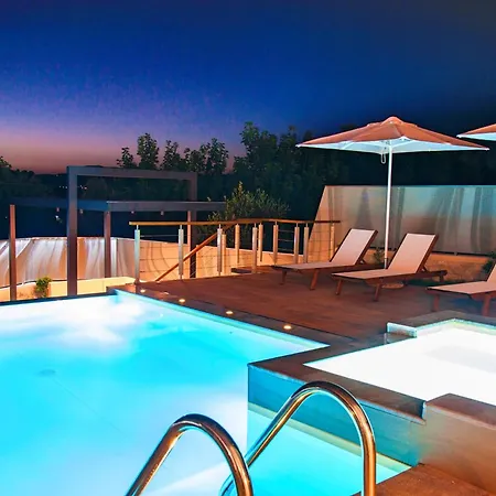 Haus In Mit Privatem Pool Und Panoramablick * Kávallos